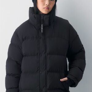 Aritzia Black Puffer Jacket